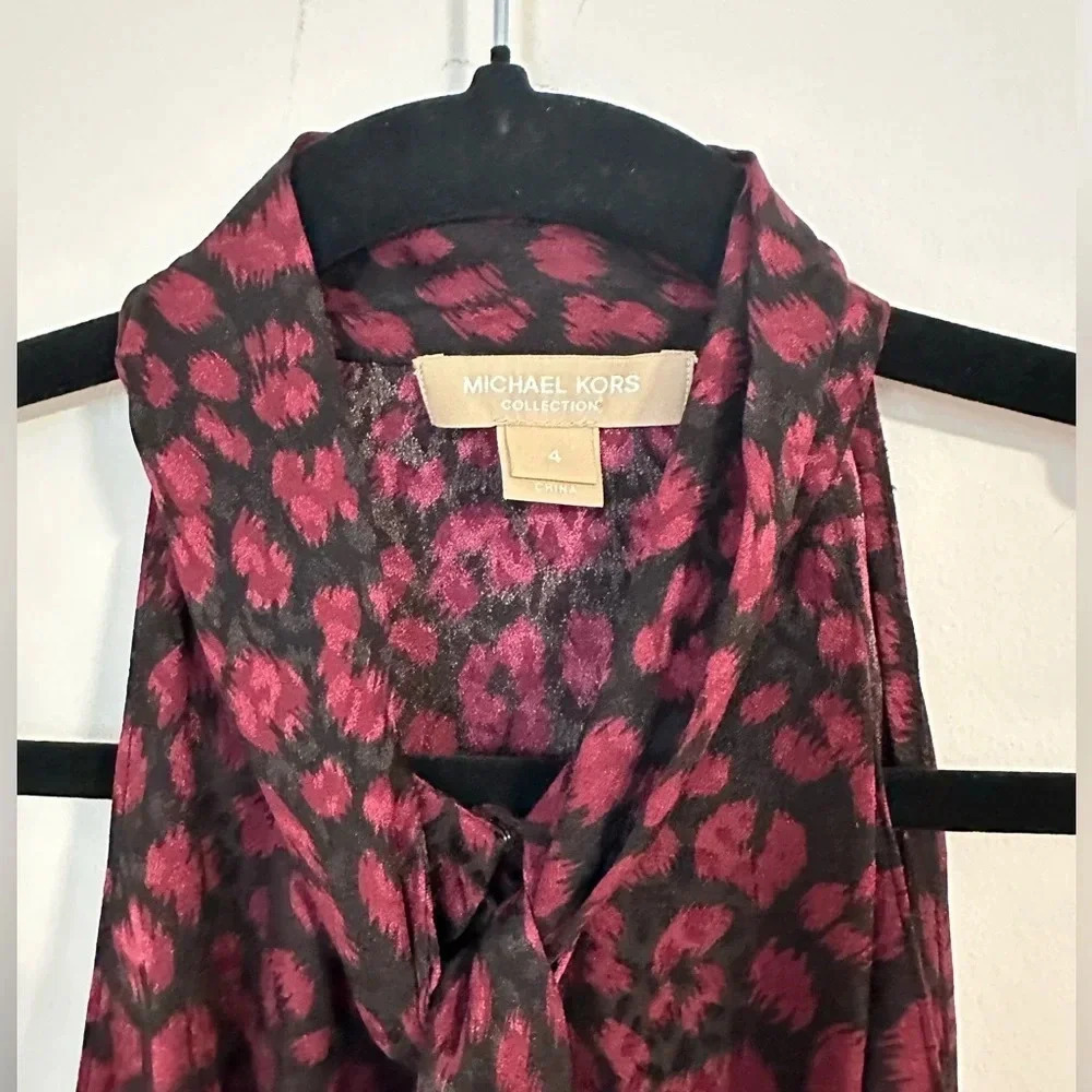 Michael Kors Collection 100% SILK sleeveless Merlot black animal print blouse - Picture 3 of 7